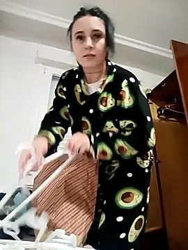 Snapshot of Juanamd1 chatting on December 19, 2024, 11:29 am Juanamd1 online show from December 19, 2024, 11:29 am