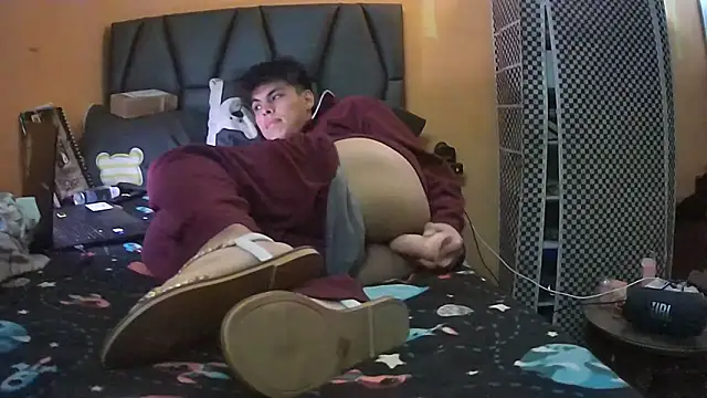 Snapshot of diegotorresd2312 chatting on November 3, 2025, 6:03 am diegotorresd2312 online show from November 3, 2025, 6:03 am