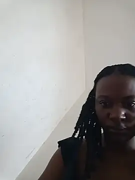 Snapshot of Broan_me chatting on July 4, 2026, 5:02 am Broan me online show from July 4, 2026, 5:02 am