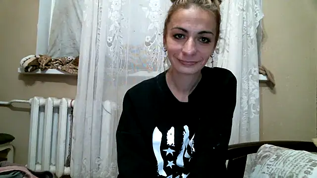 DennisXCaroll online show from December 15, 2024, 2:27 pm