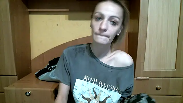 DennisXCaroll online show from January 11, 2026, 2:33 pm