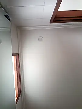 coral smitth online show from April 14, 2026, 7:09 pm