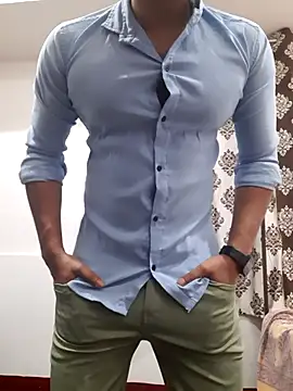 Guyinshortss online show from November 1, 2025, 8:00 pm