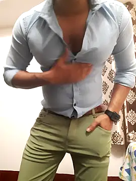 Guyinshortss online show from November 21, 2025, 7:56 pm