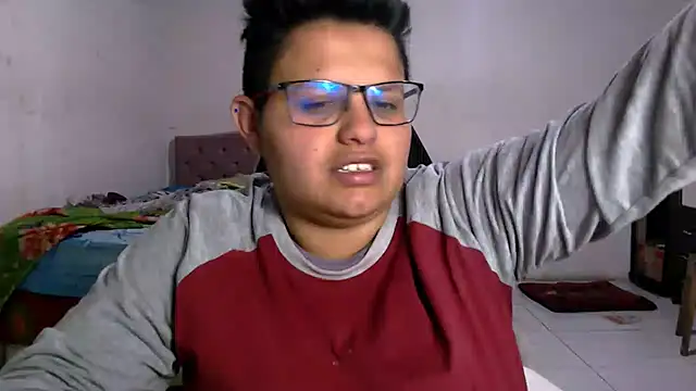 tatsumi nao online show from October 19, 2025, 6:36 am