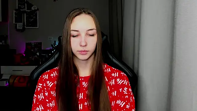 Sm0ly online show from January 14, 2026, 2:39 am