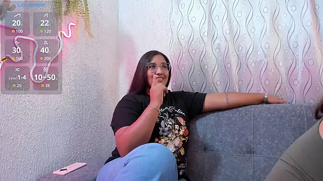 samanthaeliott22 online show from November 13, 2025, 1:04 am