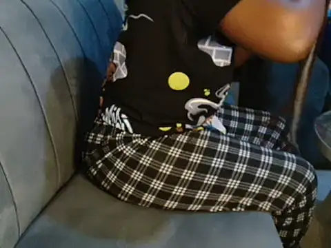 leslysexygirl online show from February 22, 2025, 3:34 am