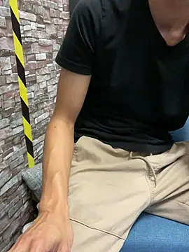 Snapshot of zeck80 chatting on January 23, 2025, 5:52 pm zeck80 online show from January 23, 2025, 5:52 pm