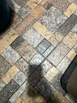 Snapshot of zeck80 chatting on November 15, 2025, 4:10 am zeck80 online show from November 15, 2025, 4:10 am