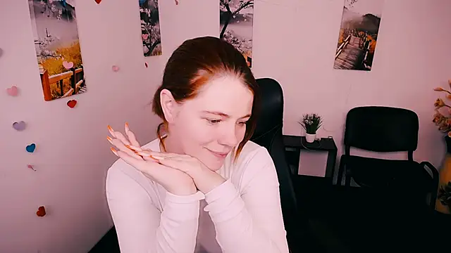 Snapshot of Sun_Alexia chatting on November 18, 2025, 5:39 pm Sun Alexia online show from November 18, 2025, 5:39 pm