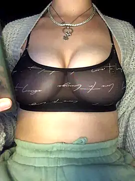 indie-rayne online show from October 24, 2025, 12:56 pm