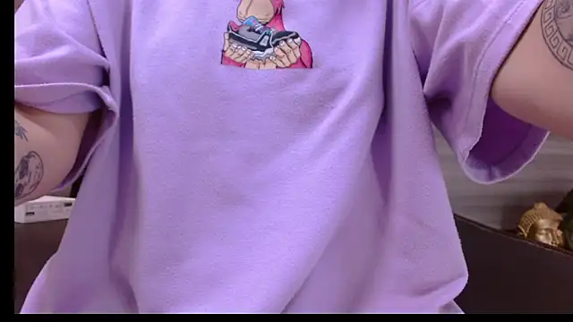 Snapshot of Cutie_Shy_ chatting on March 16, 2025, 1:38 am Cutie Shy online show from March 16, 2025, 1:38 am