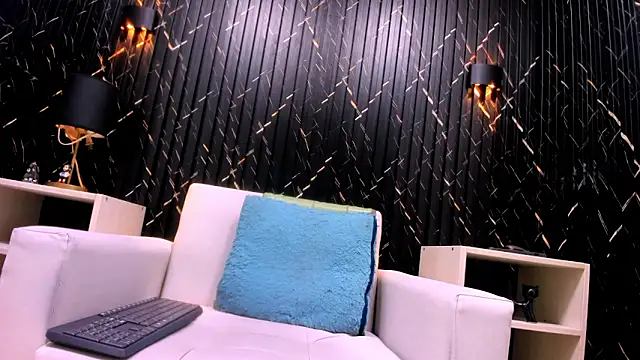 Snapshot of Cutie_Shy_ chatting on November 2, 2025, 3:47 pm Cutie Shy online show from November 2, 2025, 3:47 pm