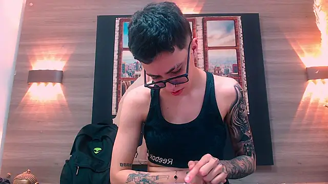 Snapshot of Cutie_Shy_ chatting on November 26, 2025, 6:42 pm Cutie Shy online show from November 26, 2025, 6:42 pm