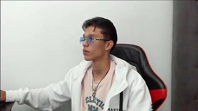 TommyGun 22 online show from March 14, 2026, 1:49 pm