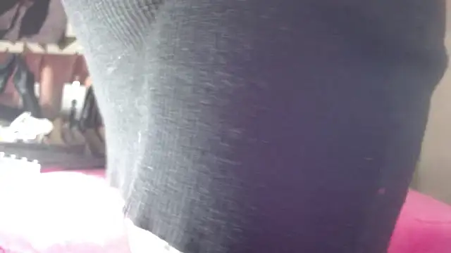 Kazsandraa online show from February 18, 2026, 5:03 am