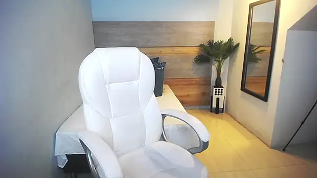 liseth fox online show from January 16, 2025, 1:58 am