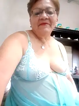 Snapshot of Madrastrahot69 chatting on November 5, 2025, 7:58 pm Madrastrahot69 online show from November 5, 2025, 7:58 pm