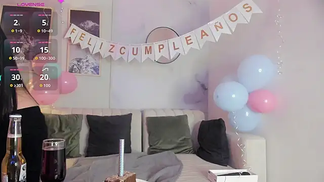 lara madisson online show from October 16, 2025, 5:08 am