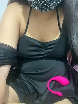 Crowny girl online show from March 27, 2026, 3:12 am