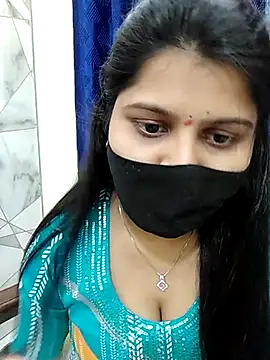 Snapshot of Hotty-simran chatting on February 26, 2025, 4:36 am Hotty-simran online show from February 26, 2025, 4:36 am