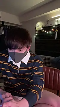 Snapshot of poketkuma chatting on November 12, 2025, 2:17 pm poketkuma online show from November 12, 2025, 2:17 pm