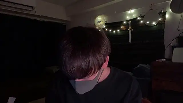 Snapshot of poketkuma chatting on November 23, 2025, 2:28 pm poketkuma online show from November 23, 2025, 2:28 pm