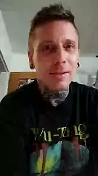 Snapshot of Schabernack1990 chatting on January 28, 2025, 2:11 am Schabernack1990 online show from January 28, 2025, 2:11 am