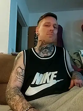 Snapshot of Schabernack1990 chatting on March 7, 2025, 6:35 am Schabernack1990 online show from March 7, 2025, 6:35 am