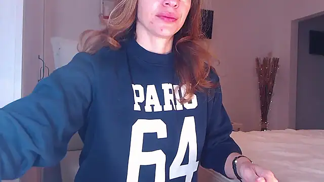 AdeleLovely online show from January 19, 2026, 6:17 am