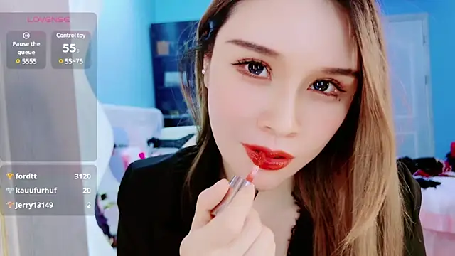 HU131452 online show from December 11, 2024, 11:32 pm