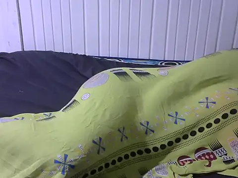 Sexy baby004 online show from September 24, 2025, 4:27 am