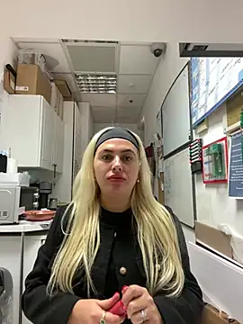 Snapshot of Arabellalee23 chatting on February 21, 2025, 4:05 pm Arabellalee23 online show from February 21, 2025, 4:05 pm