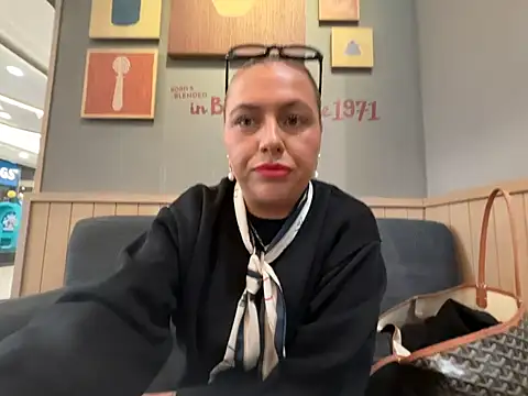 Snapshot of Arabellalee23 chatting on January 13, 2026, 4:45 pm Arabellalee23 online show from January 13, 2026, 4:45 pm