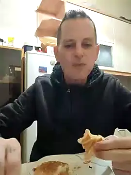 Snapshot of SperMaster_dom chatting on February 9, 2025, 9:49 pm SperMaster dom online show from February 9, 2025, 9:49 pm