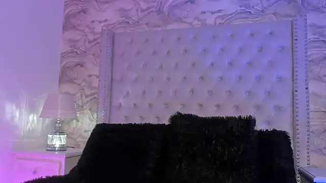 Kev jenner online show from February 9, 2025, 1:33 am