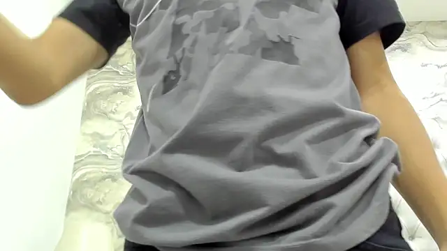 Kev jenner online show from September 25, 2025, 9:40 pm