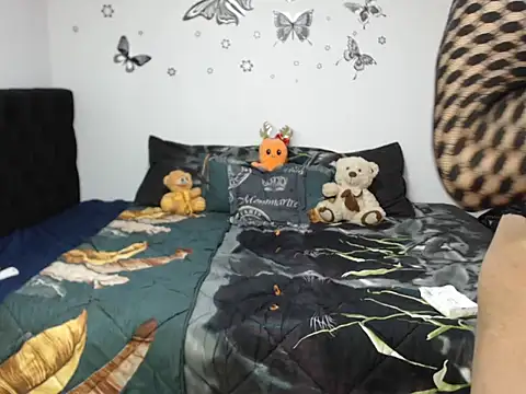 luna grans 777 online show from April 10, 2026, 3:23 am