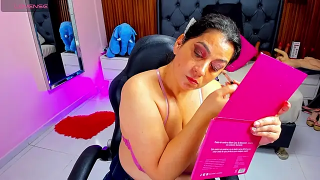 Snapshot of MEYLAGIA chatting on June 20, 2026, 3:09 am MEYLAGIA online show from June 20, 2026, 3:09 am