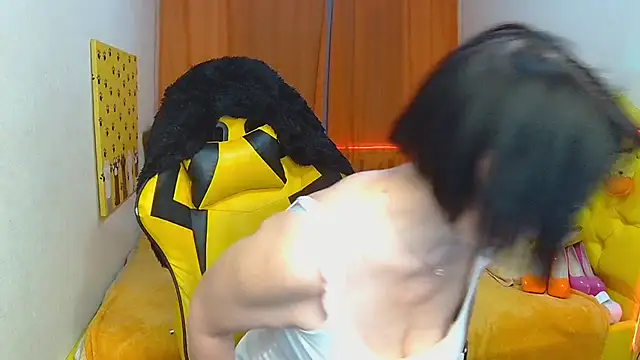 Snapshot of SandraHormas chatting on February 19, 2025, 10:34 am SandraHormas online show from February 19, 2025, 10:34 am