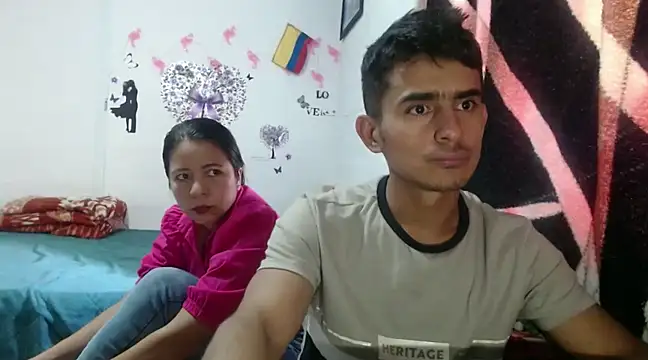 Snapshot of maria_and_angel chatting on December 11, 2024, 8:39 pm maria and angel online show from December 11, 2024, 8:39 pm