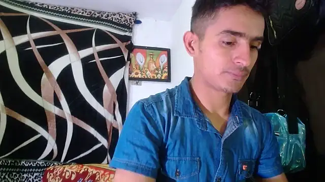 Snapshot of maria_and_angel chatting on January 2, 2025, 1:06 am maria and angel online show from January 2, 2025, 1:06 am