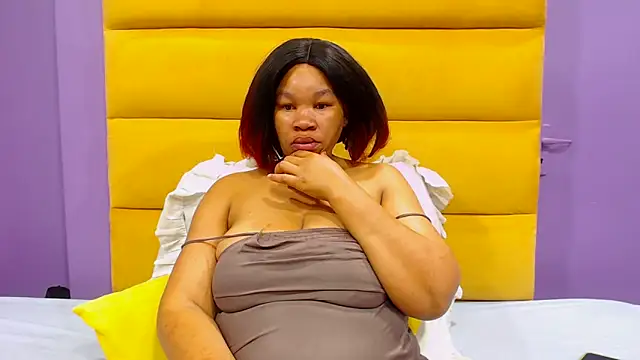 YELLOWBUSTYMELLONS online show from September 10, 2025, 6:13 am