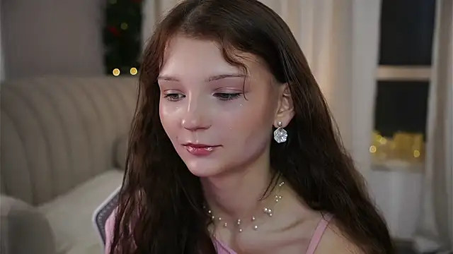 Snapshot of CindyGarrison chatting on February 5, 2026, 11:42 pm CindyGarrison online show from February 5, 2026, 11:42 pm