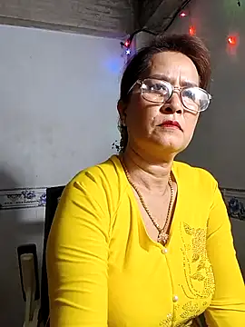 Snapshot of phnz chatting on April 28, 2026, 2:44 pm phnz online show from April 28, 2026, 2:44 pm