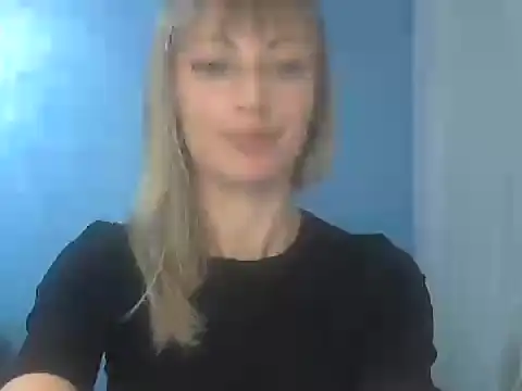 Snapshot of EffectMaya chatting on November 6, 2025, 7:15 pm EffectMaya online show from November 6, 2025, 7:15 pm