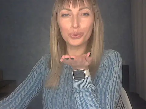 Snapshot of EffectMaya chatting on November 13, 2025, 3:11 pm EffectMaya online show from November 13, 2025, 3:11 pm