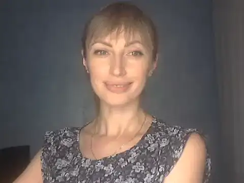 Snapshot of EffectMaya chatting on December 3, 2025, 4:16 pm EffectMaya online show from December 3, 2025, 4:16 pm