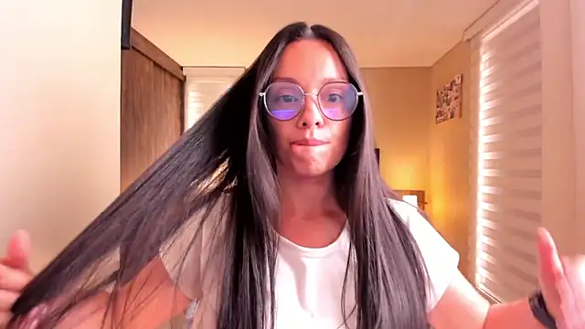 anabel 025 online show from January 21, 2025, 8:00 pm